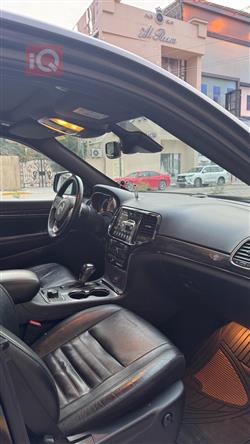 جيب جراند شيروكي